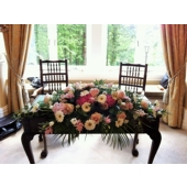 Sweet Avalanche rose, hydrangea, gerbera, astilbe and lisianthus top table design
