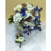 Bridal bouquet and groom's buttonhole